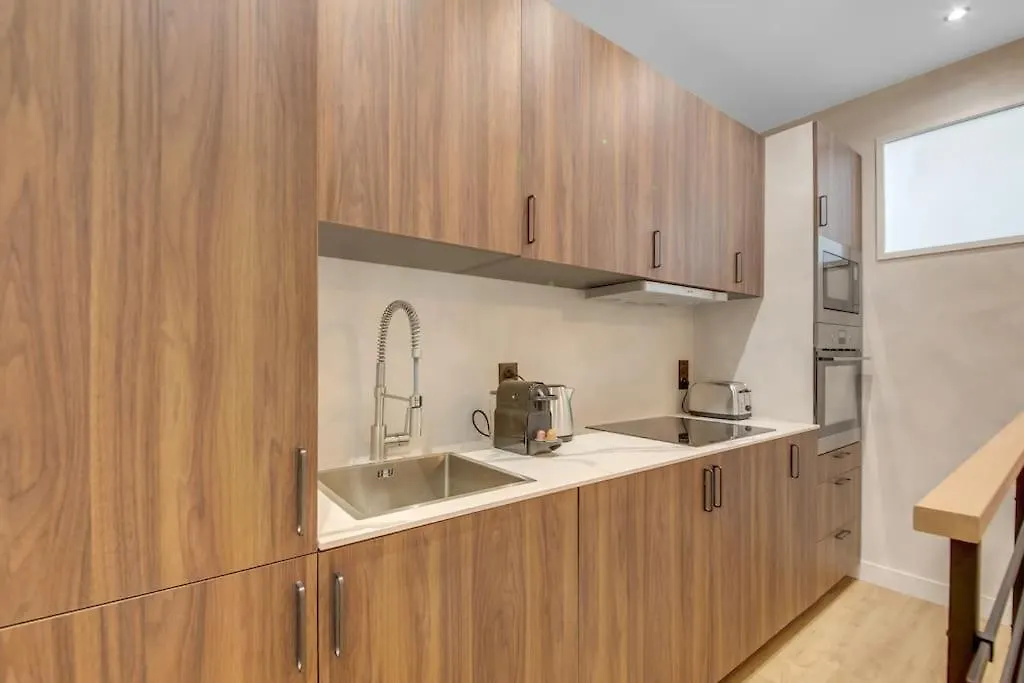 Luxueuse Maisonnette Au Coeur De Batignolles 17eme Holiday home Paris