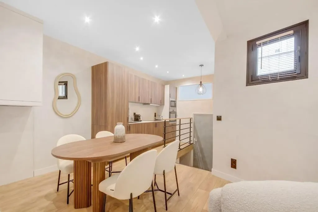 Luxueuse Maisonnette Au Coeur De Batignolles 17eme * باريس