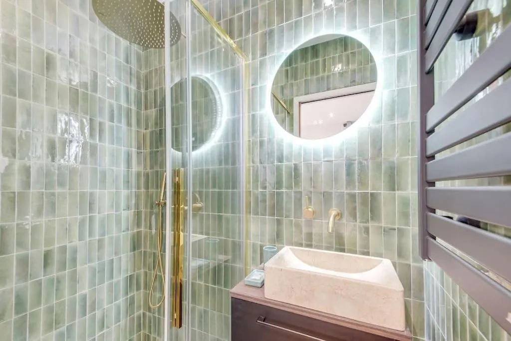 Luxueuse Maisonnette Au Coeur De Batignolles 17eme بيت للعطل *